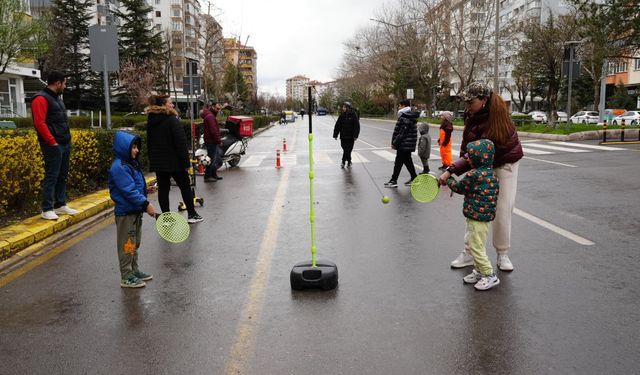 “Arabasız Pazar ” ile Şehirde Sessiz ve Temiz Bir Gün