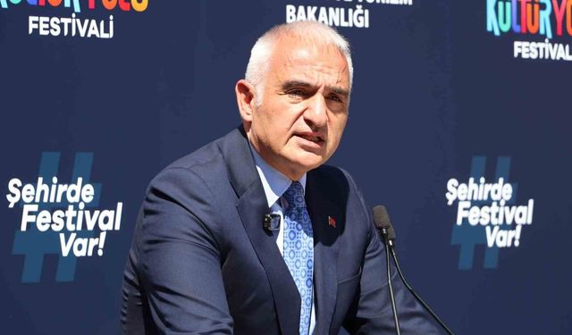Kültür ve Turizm Bakanı Ersoy: 'Kültür Yolu Festivali, Eskişehir esnafına can suyu olacak'