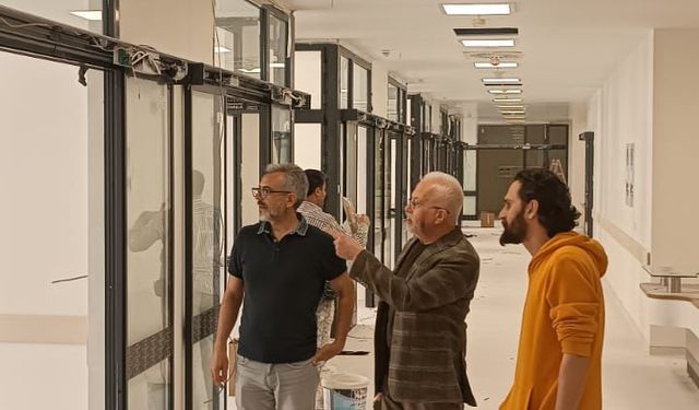 Yaşar Bildirici, Yapımı devam eden Yoğun Bakım Ünitesinde incelemelerde bulundu