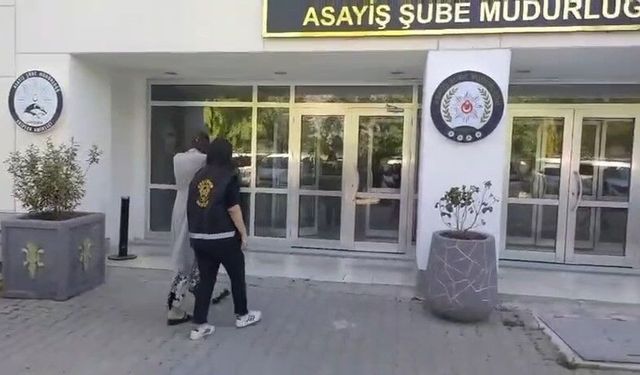 'Yardım' bahanesiyle 87 yaşındaki adama yaklaşan kadın, 10 bin lirasını çaldı