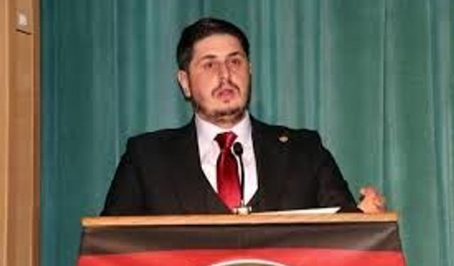 Eskişehirspor'un eski başkanı Koca: 'Eğer bütçeniz yoksa, kulübün önünü vakit kaybetmeden açın'