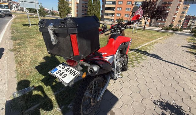 Otomobil ile motosiklet çarpıştı: 1 yaralı