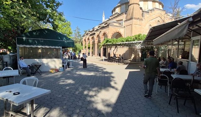 Arda'nın 5 kişiyi bıçakladığı olayın tanıklarından Hüseyin Parlak: 'Ben çocukta kabahat bulmuyorum, gençlerin beyinleri yıkanıyor'