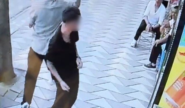 Sokak ortasında bıçaklı ve silahlı kavga: 1 yaralı