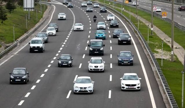 Eskişehir'de araç sayısı her ay binlerce artıyor