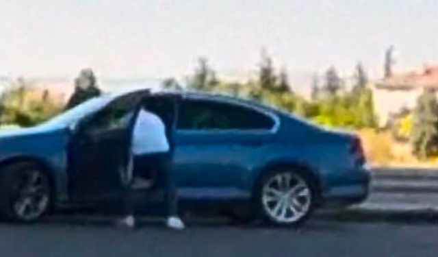 Eskişehir'de otomobil içindeki kadını 'Aldattın' diyerek darp etti