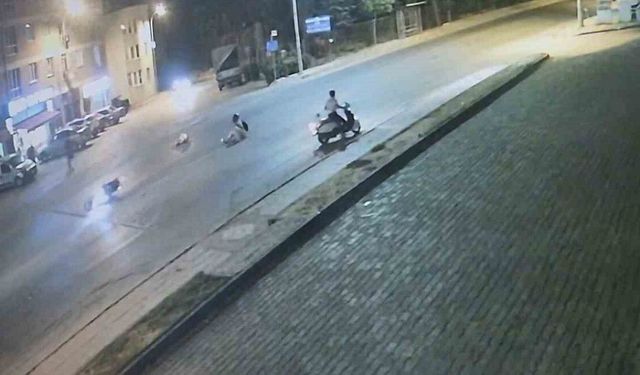 Motosikletin çarptığı 16 yaşındaki kız yoğun bakımda, acılı baba yola çözüm bekliyor