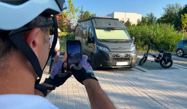 Bisikletli Zabıta Ekiplerinden Kanlıkavak Parkı'nda Sıkı Denetim
