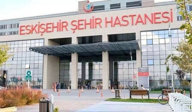 Çevre yolundaki otomobil yangınında yaralanan çocuğun sağlık durumu kritik