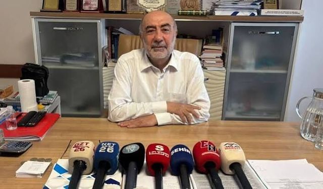 "Kapatılsın" Diyemedi, Topu Çevirdi de Çevirdi!