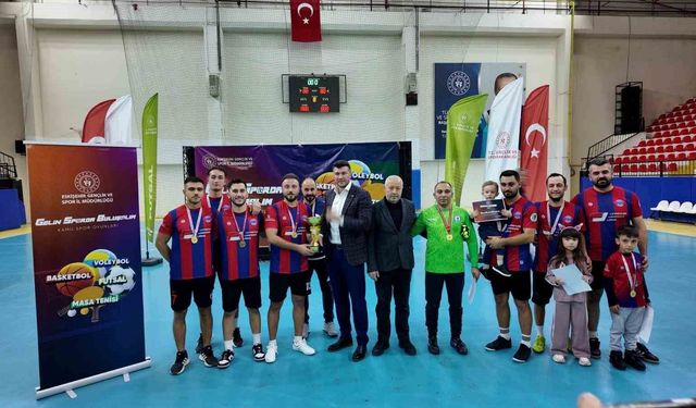 Eskişehir'de Kamu Spor Oyunları Futsal Müsabakaları tamamlandı