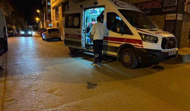 Eskişehir'de otomobile yandan çarpan motosikletli yaralandı