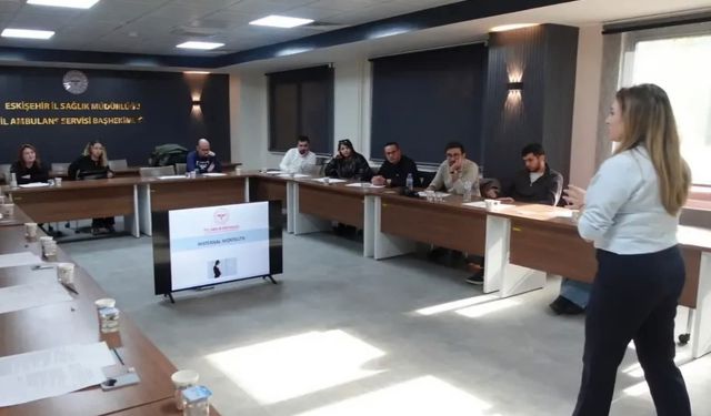Eskişehir'de sağlık personeline 'Obstetrik Aciller Eğitimi' verildi