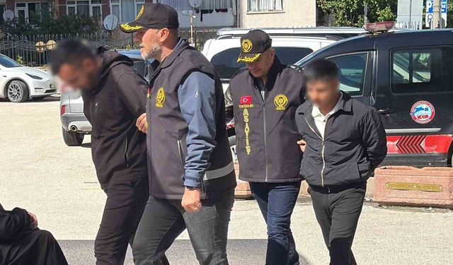 Eskişehir'de silahla yaralama olayıyla ilgili 2 şüpheli adliyeye sevk edildi