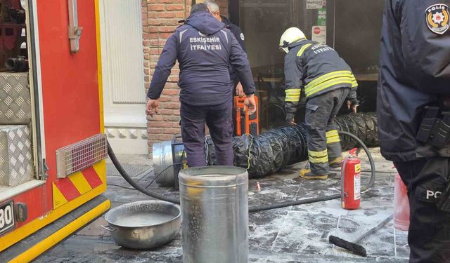 Eskişehir'deki çiğ börekçide yangın