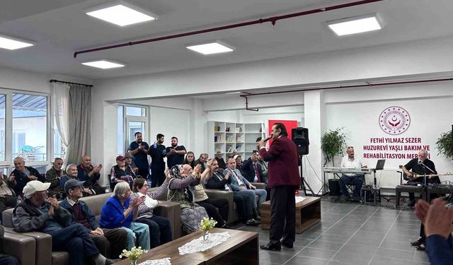 Huzurevi sakinleri ve koruma altındaki çocuklar anlamlı etkinlikte bir araya geldi