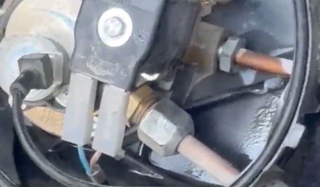 LPG sızıntısına aldırmadan yanan sigara ile dolaştı