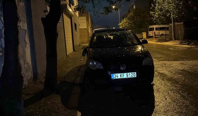 Odunpazarı'nda park halindeki iki aracın kırık dikiz aynaları dikkat çekti
