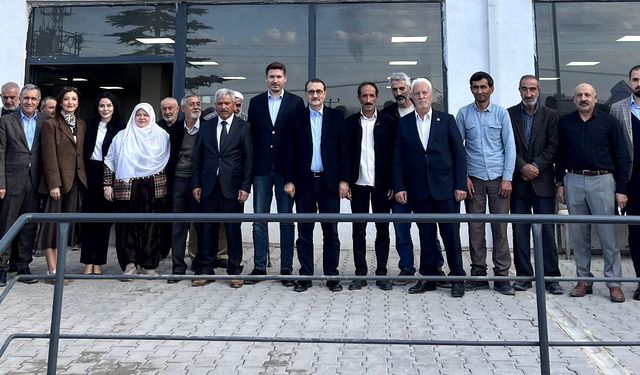 Başkan Bandırma ve Milletvekili Dönmez’den Sevinç Mahallesi’ne Doğalgaz ziyareti