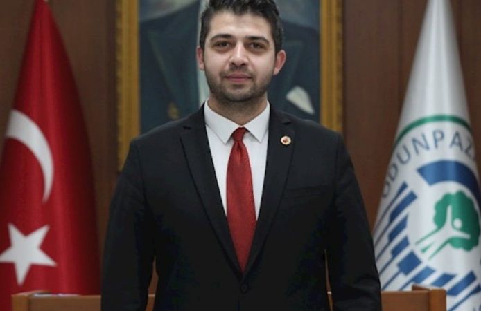 CHP'de Şok istifa Belediye Meclis üyesi istifa etti