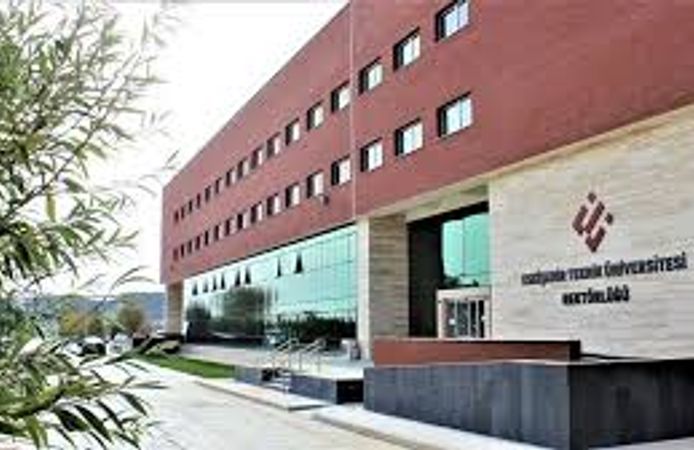 ESTÜ zirveye oturdu