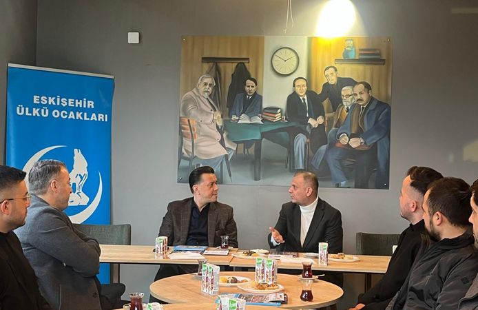 Hatipoğlu'ndan Ülkü Ocaklarına Ziyaret