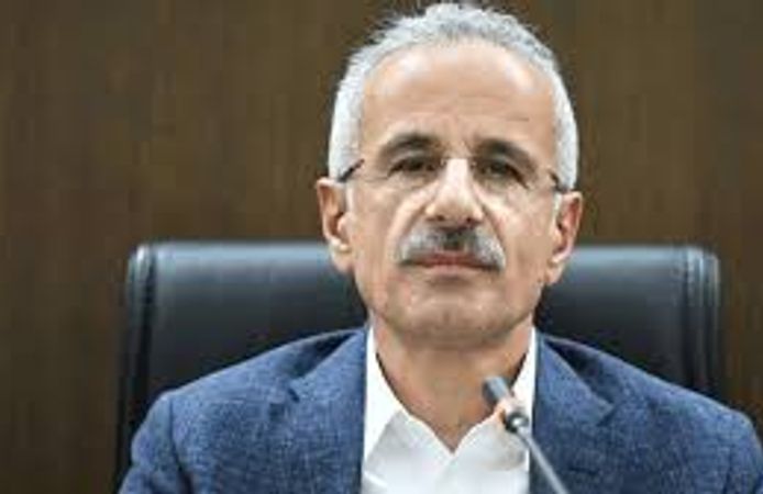 Ulaştırma ve Altyapı Bakanı Uraloğlu Eskişehir'e geliyor