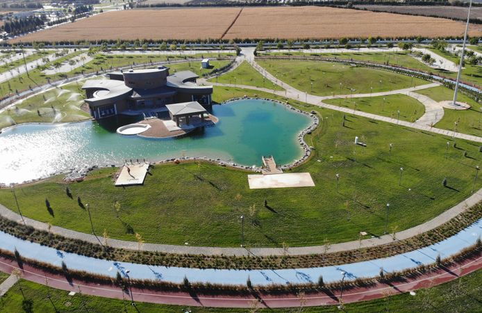 Başkan  Küpeli, Yaşam  Park’ta  Devam  Eden  Restoran Projesini Yerinde  İnceledi