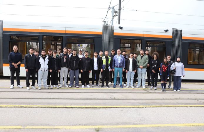 Estü Öğrencilerinden Estram'a Teknik Gezi