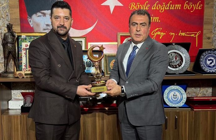 ESMİAD'dan  Ayhan Sezer'e Ziyaret
