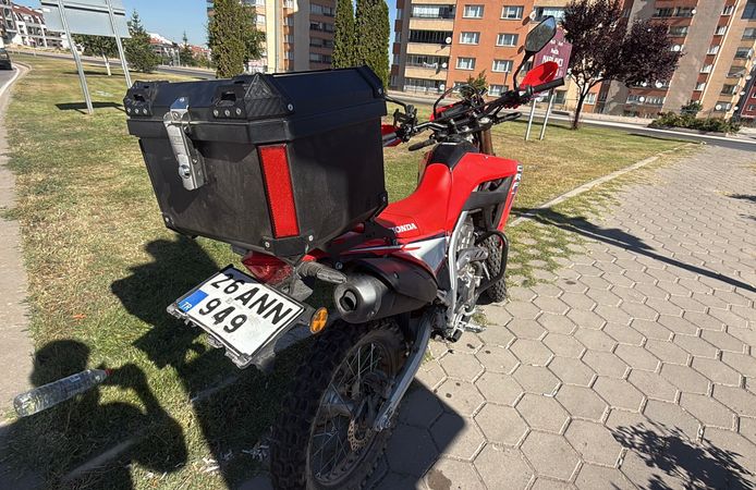 Otomobil ile motosiklet çarpıştı: 1 yaralı