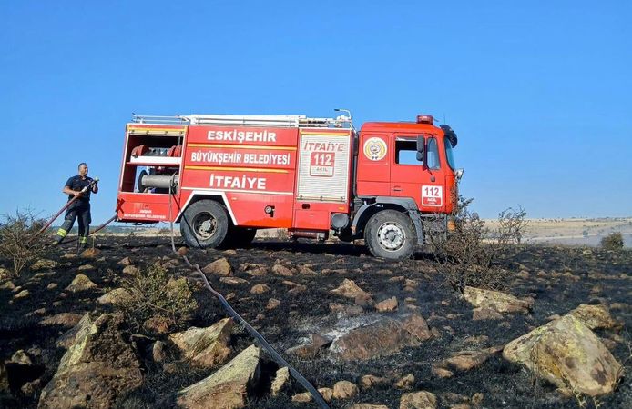 Başkan Ayşe Ünlüce'den Yaralı İtfaiye Personeline Geçmiş Olsun Ziyareti