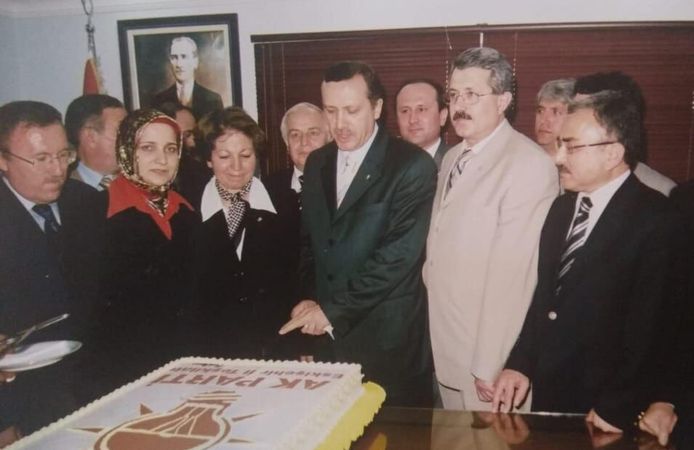 AK Parti Eskişehir'de Nasıl Kuruldu? 25 Yılın Serüveni Nasıl Başladı Kimler Kurdu?