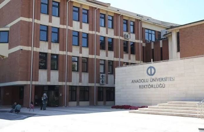Anadolu Üniversitesinde lisansüstü programlara ikinci başvuru dönemi başladı