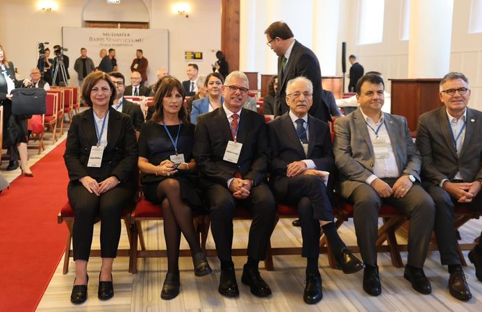 Başkan Ünlüce, Mudanya Barış Sempozyumu’na Katıldı