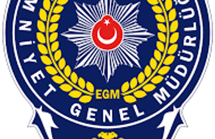 Eskişehir'de polis ve jandarma ekiplerinden okul çevreleri ile servis araçlarına sıkı denetim