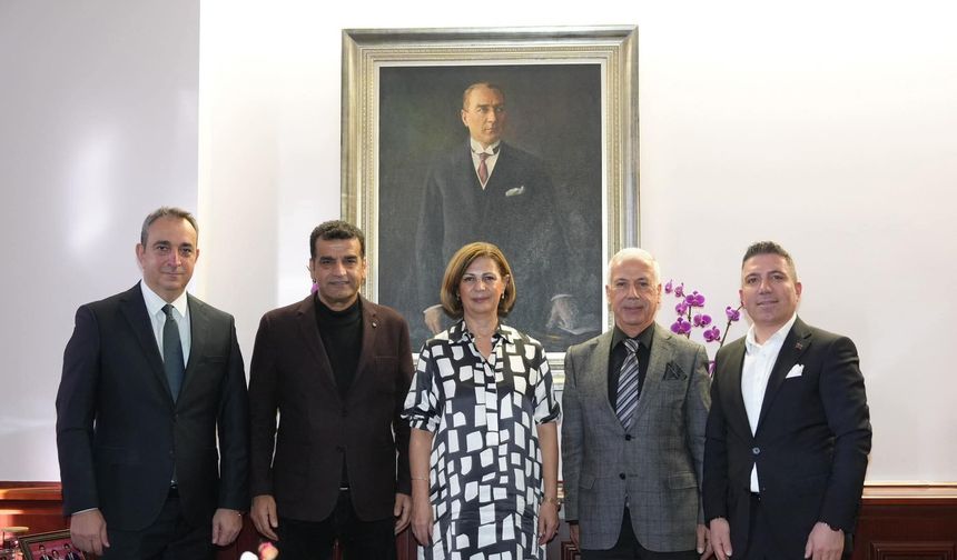 Dost Dernekleri Federasyonu'ndan Ayşe Ünlüce'ye ziyaret