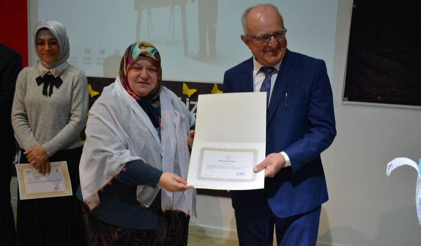 Mihalgazi'de Öğretmenler günü kutlandı