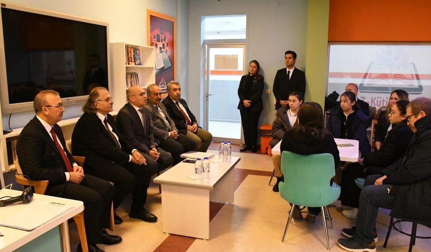 'Okul Kütüphaneleri Yönetmeliği Uygulama Kılavuzu Değerlendirme Toplantısı' yapıldı