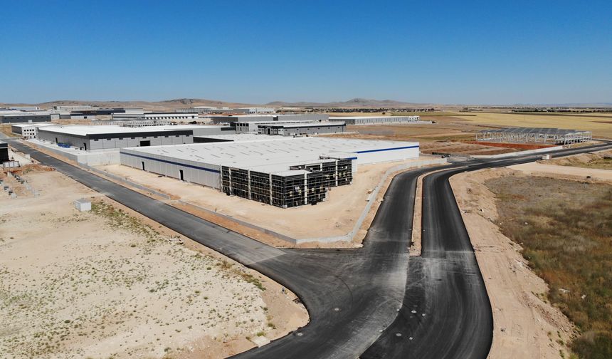 Sanayimiz Güçlü Kaldıkça TÜRKİYE Geleceğe  Daha Güvenle Bakacaktır