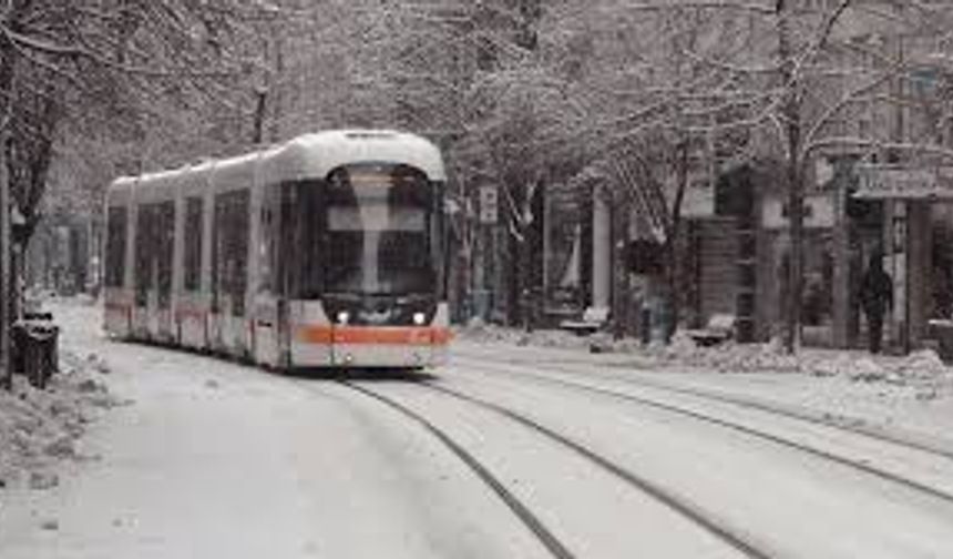 Eskişehir'de kar yağışının sürmesi bekleniyor