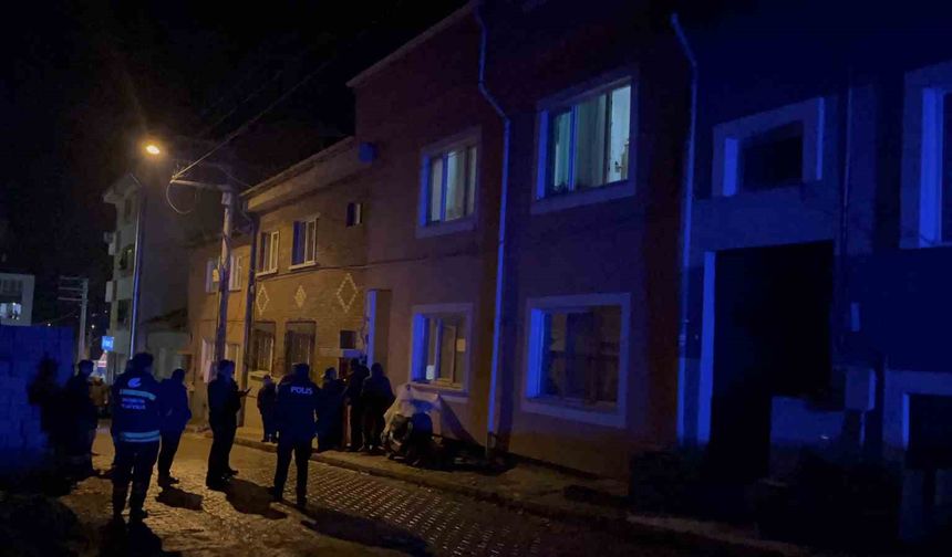 Eskişehir'de üçüncü kattan düşen şahıs ağır yaralandı