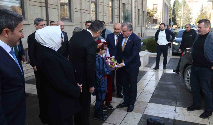 Gençlik ve Spor Bakanı Bak Eskişehir'de
