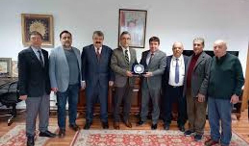 Kaymakam Yücel: 'Yunus Emre'nin dizeleri her kalbe dokunuyor'