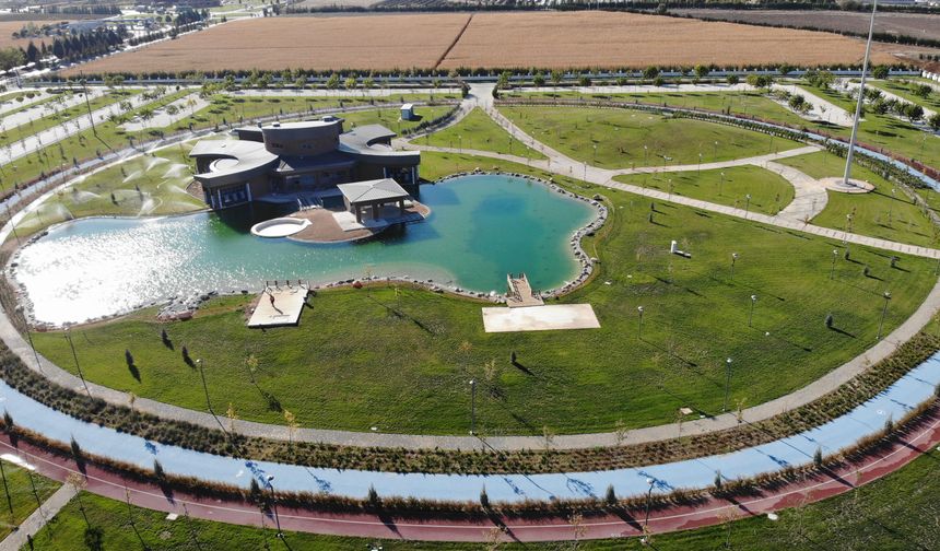 Başkan  Küpeli, Yaşam  Park’ta  Devam  Eden  Restoran Projesini Yerinde  İnceledi