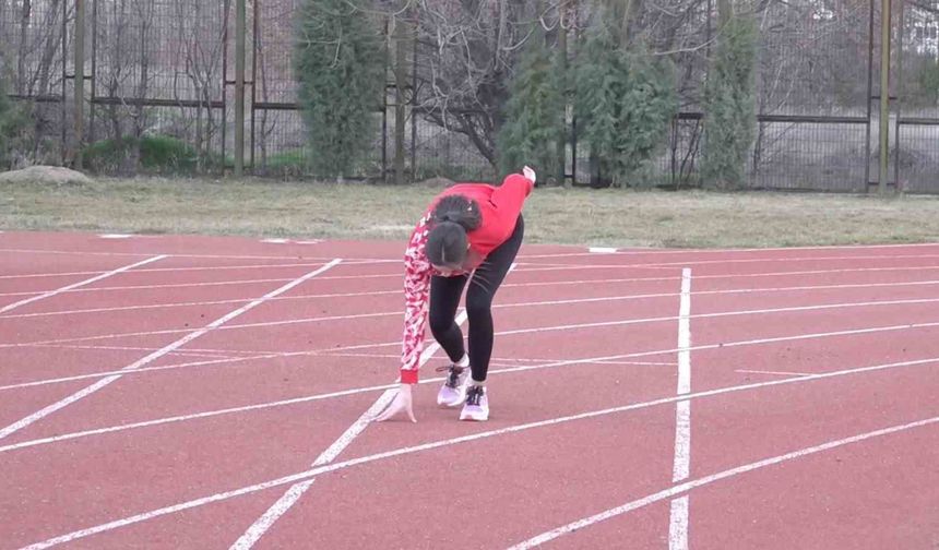 Eskişehirli milli atlet Edanur Tulum, Balkan Şampiyonası'nda 30 yıl sonra gelen altının gururunu yaşıyor