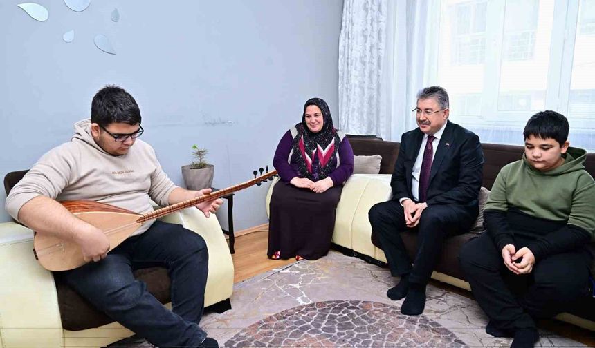 Vali Yılmaz'ın hane ziyaretleri sürüyor