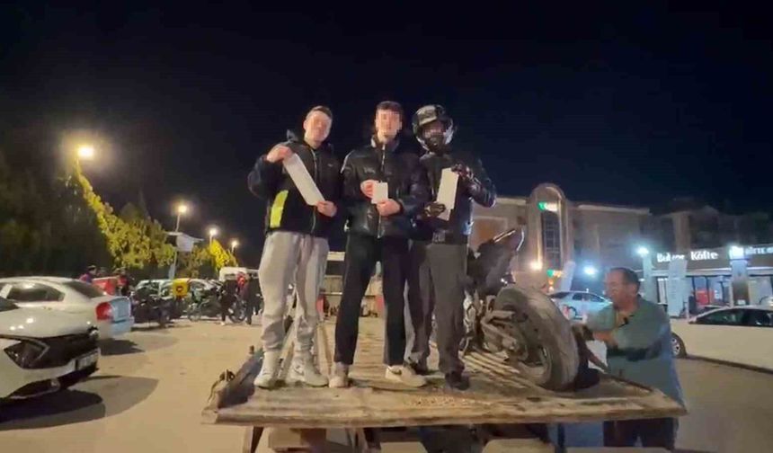 Motosikleti bağlanan sürücü 58 bin TL'lik ceza tutanağı ile poz verdi