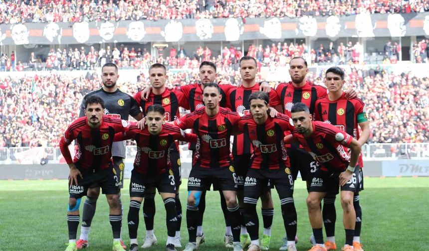 TFF 3. Lig: Eskişehirspor: 4 - Kütahyaspor: 0