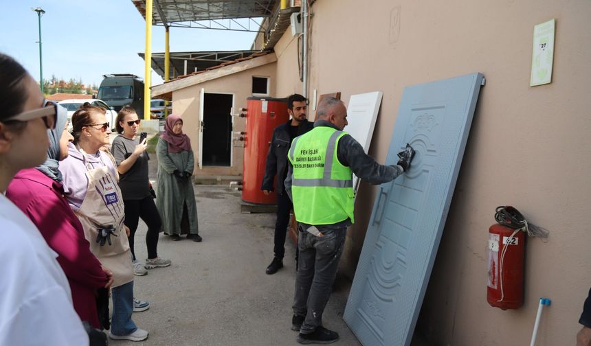 Büyükşehir Belediyesinin Alçı ve Boya Kursuna Yoğun İlgi